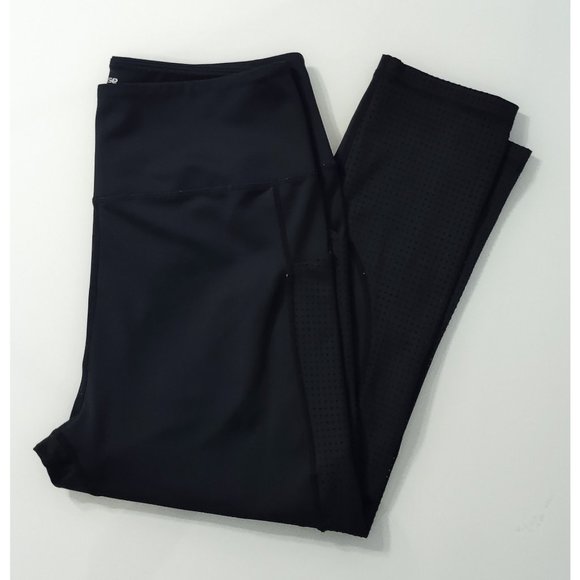 Ray Pose Black Capri Activewear Leggings - Picture 2 of 7